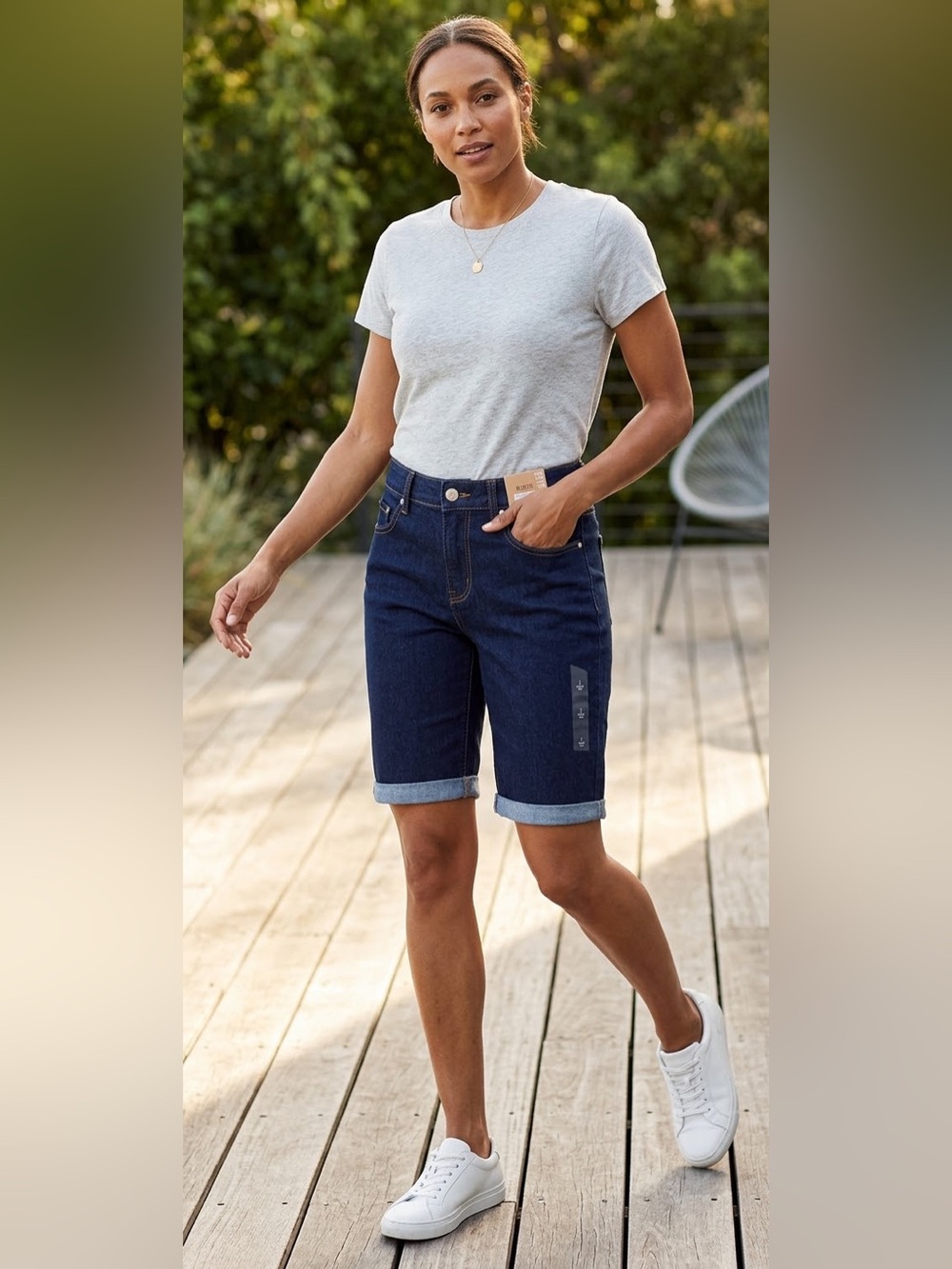 NWT ROEBOCK & Co Bermuda Shorts Size 2 Casual Summer Shorts